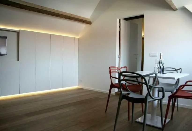 ジュニアスイート, B&b Hof Ter Kwaremont