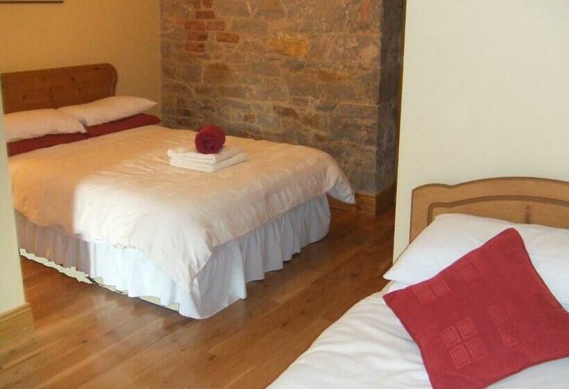 Номер Стандарт Трехместный, O'briens Cashel Lodge