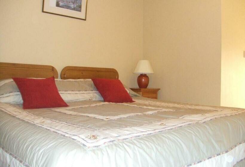 Номер Стандарт Трехместный, O'briens Cashel Lodge