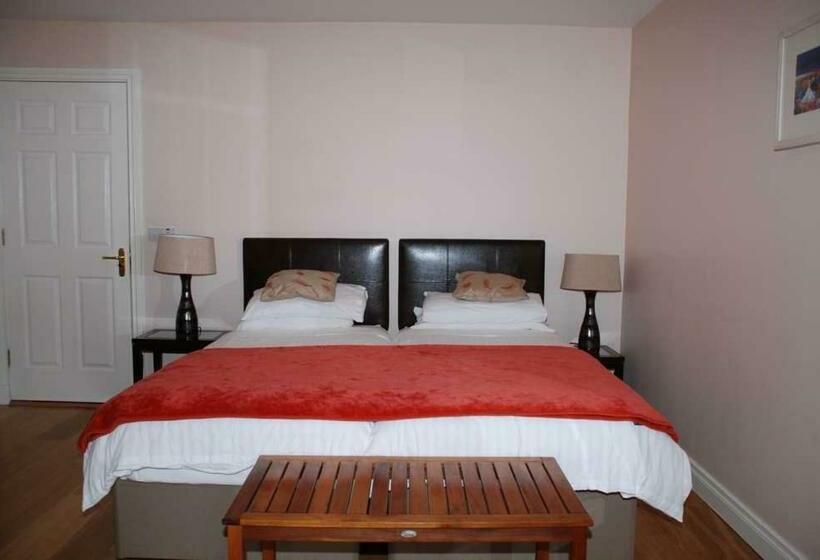 Номер Стандарт, O'briens Cashel Lodge