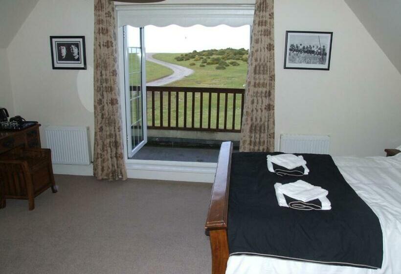 חדר משפחתי דלוקס, The Curragh Country House Accommodation