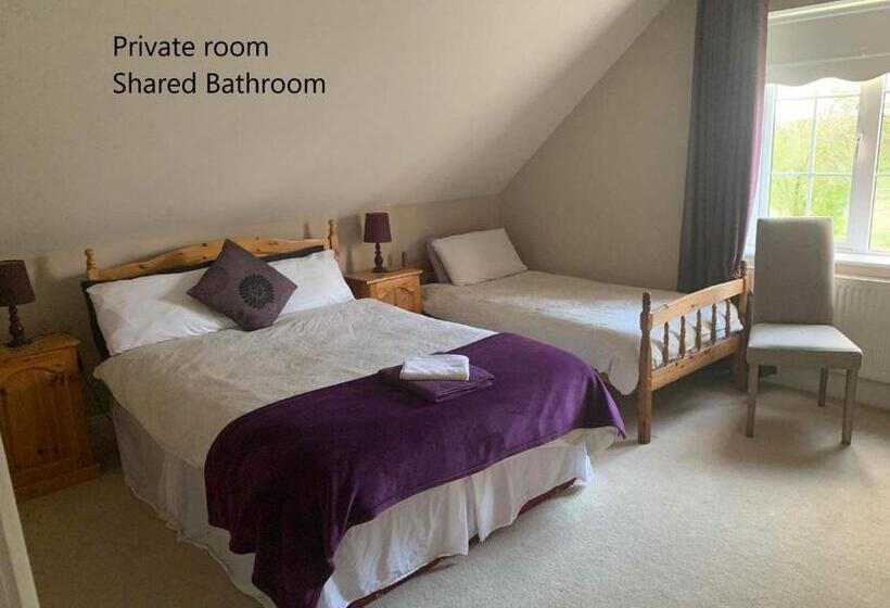 חדר סטנדרט חדר אמבטיה משותף, The Curragh Country House Accommodation