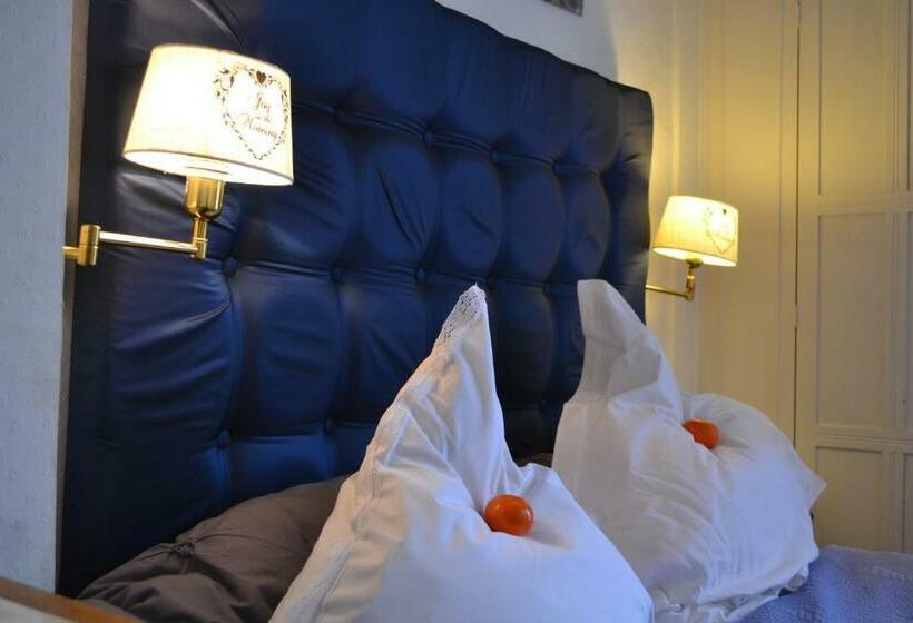 חדר סטנדרט, Chimay B & B    Ptits Déj Gourmands Proposés