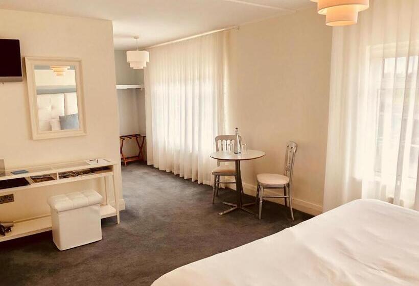 Номер Стандарт Кровать Кинг Адаптированный для Инвалидов, Connemara Sands Hotel & Spa