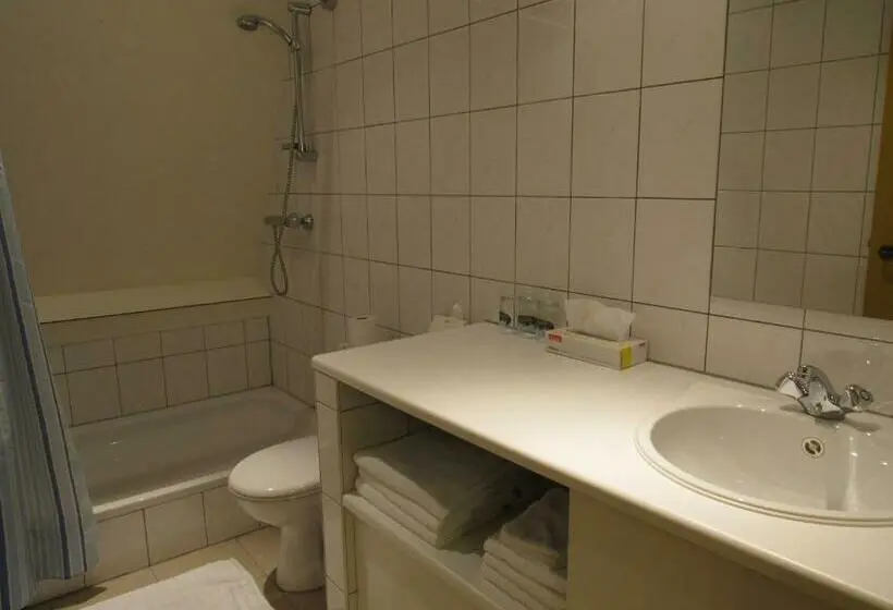 Standard Yhden Hengen Huone, De Watermolen