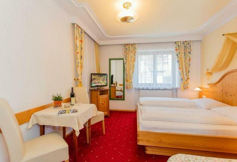 Номер Стандарт, Hettlerhof