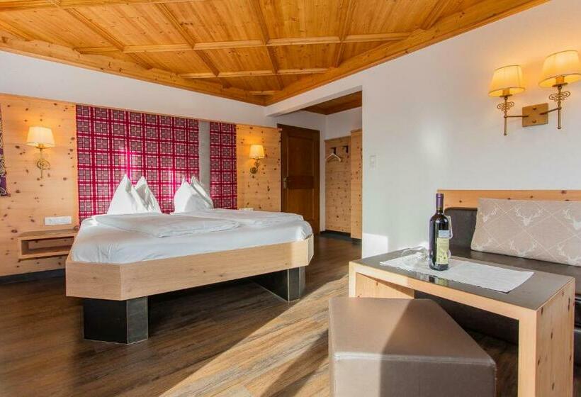 コンフォートルーム, Hettlerhof