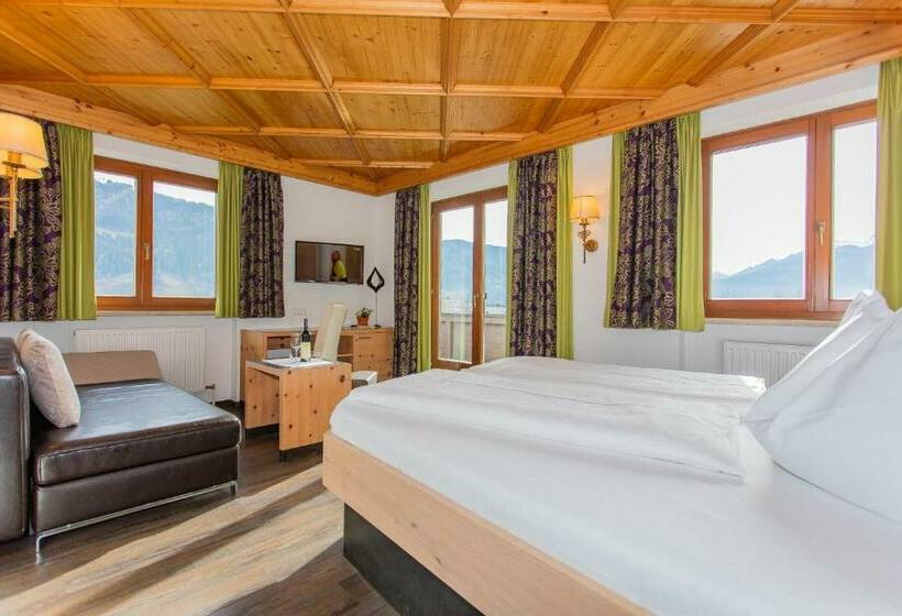 コンフォートルーム, Hettlerhof