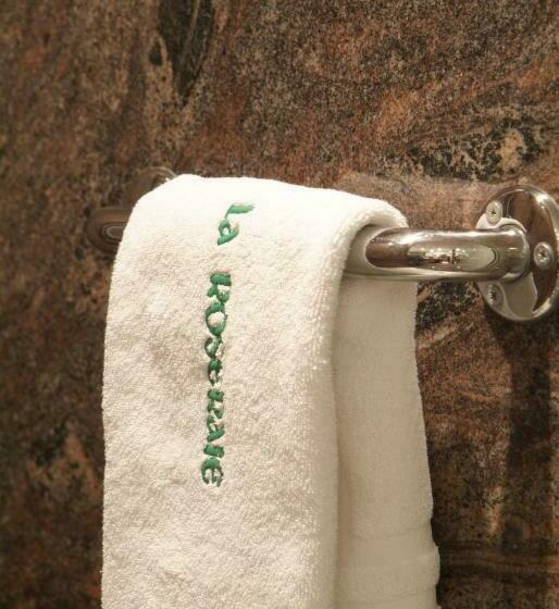 חדר קומפורט, La Roseraie. Gaume Ardenne Lacuisine Sur Semois