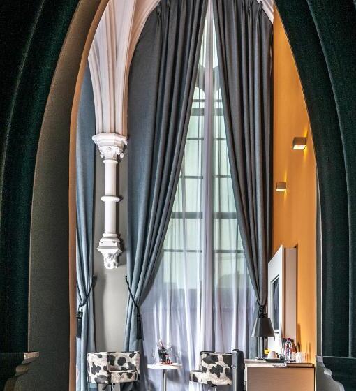 חדר דלוקס, Martin S Dream