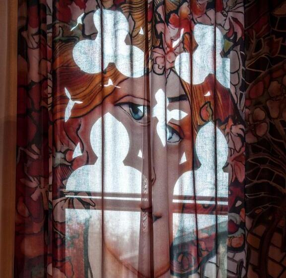 סוויטה עם ג'קוזי, Martin S Dream