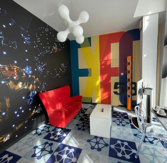 סוויטה עם ג'קוזי, Martin S Dream