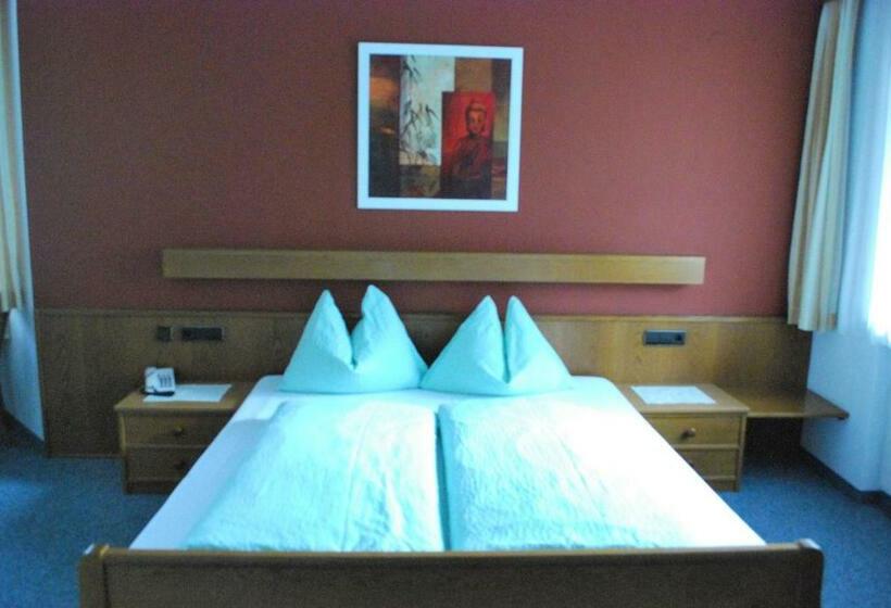 Номер Стандарт, Untermetzger