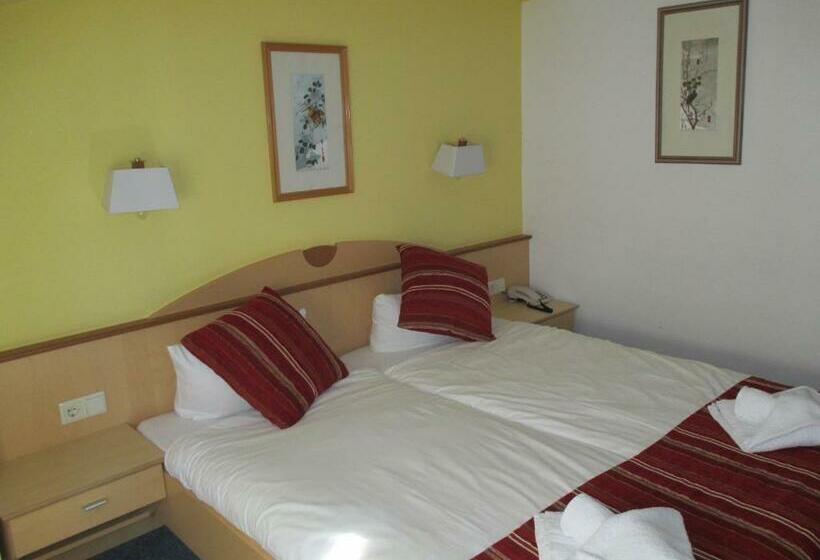 Номер Стандарт, Untermetzger