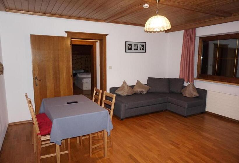 Апартаменты 1 Спальня с Балконом, Untermetzger