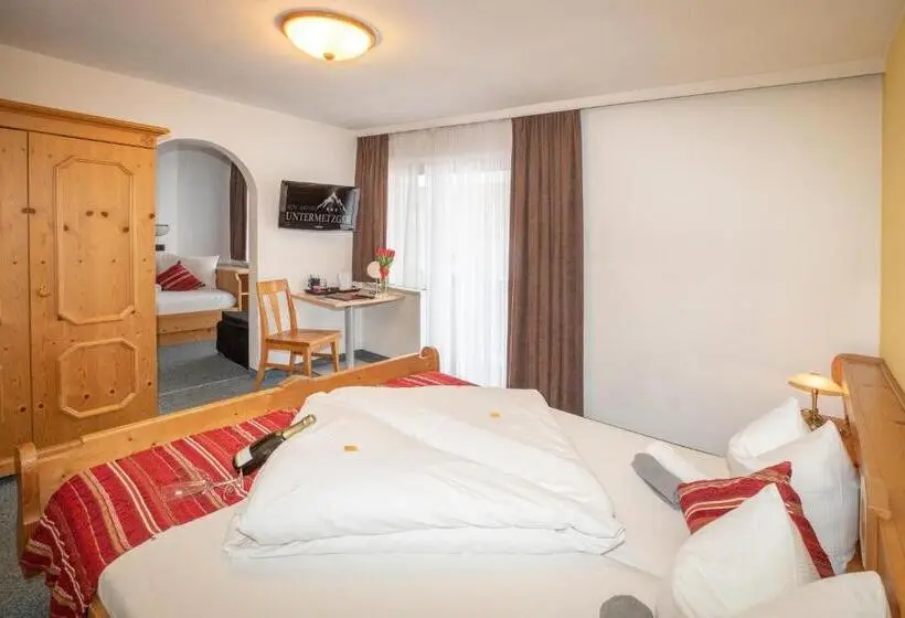 Standard Kolmen Hengen Huone Parveke, Untermetzger