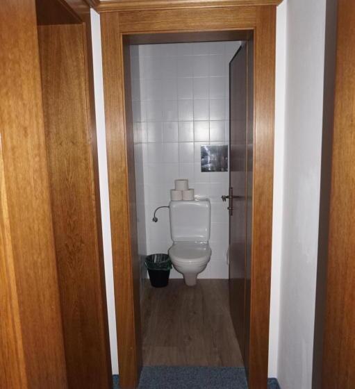 Семейный Номер, Untermetzger