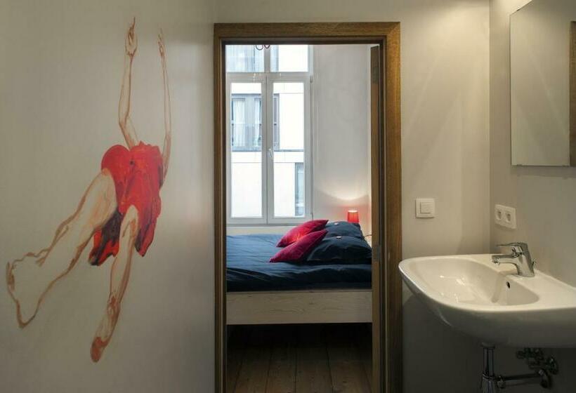 标准间, Kaba Hostel