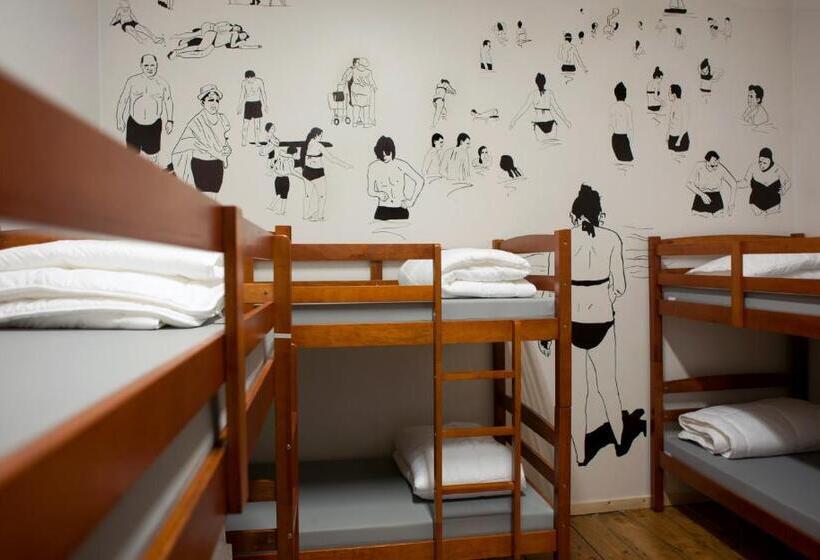 家庭间, Kaba Hostel