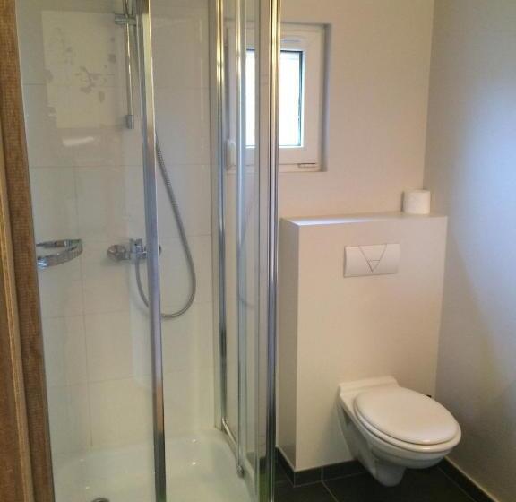 家庭间, Kaba Hostel