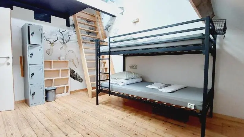 ルームシェアのワンベッド, Kaba Hostel