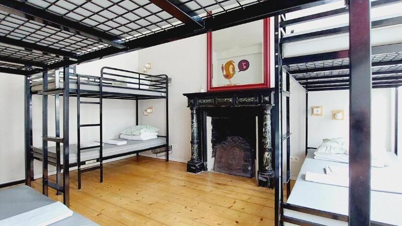 共用房间的床, Kaba Hostel