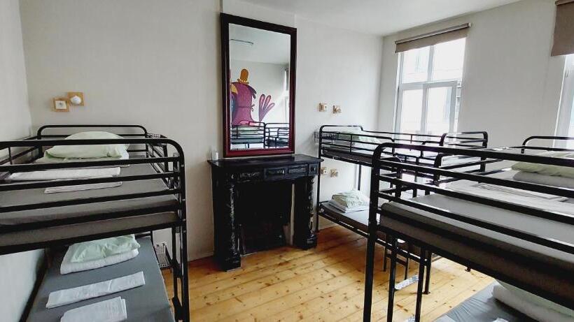 共用房间的床, Kaba Hostel