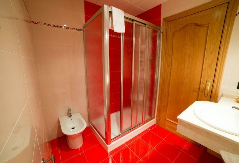 スタンダードルーム, Motel Acropolis