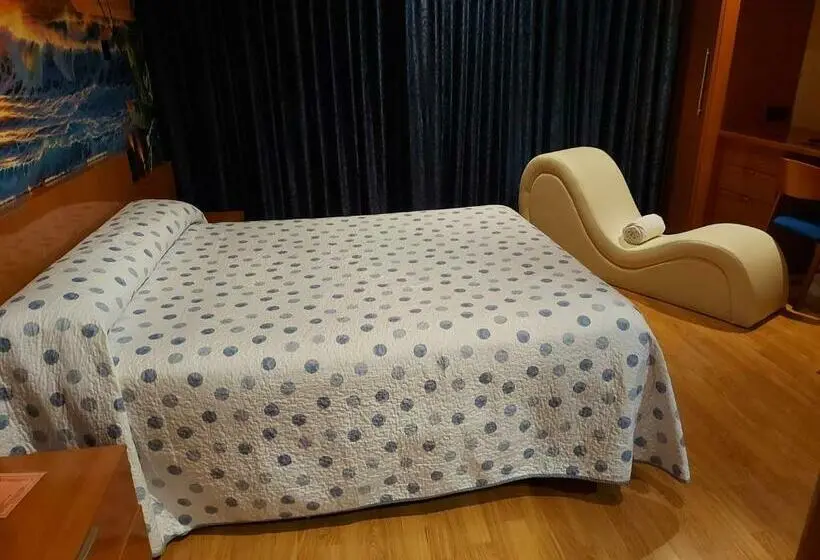Standard-huone, Motel Acropolis