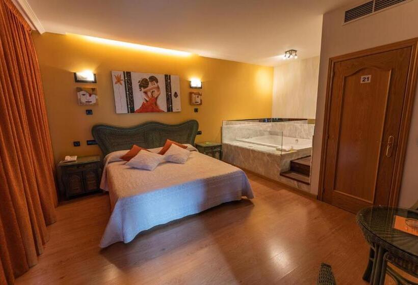 スイート, Motel Acropolis