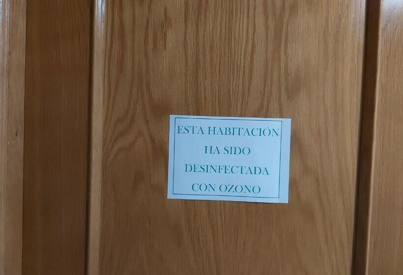 ハイドロマッサージバス付きスイート, Motel Acropolis