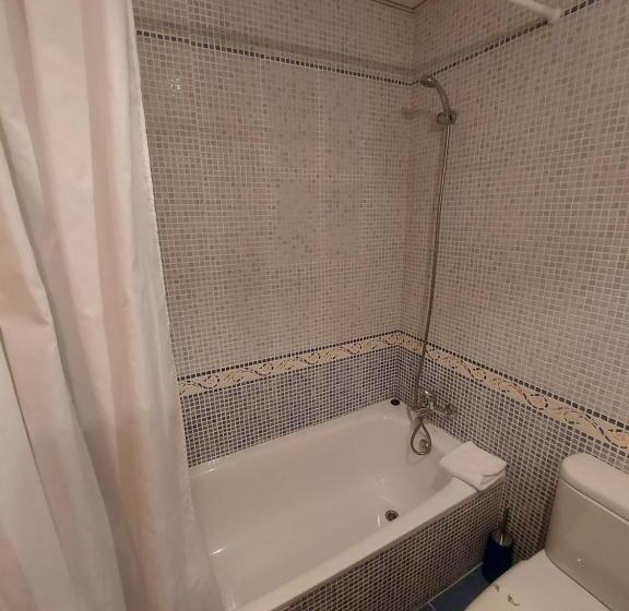 スタンダードシングルルーム, Motel Acropolis