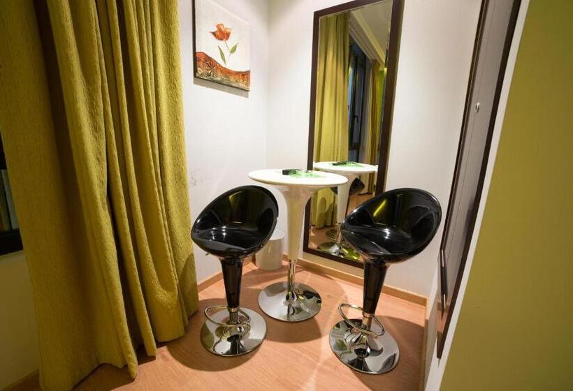 スタンダードシングルルーム, Motel Acropolis