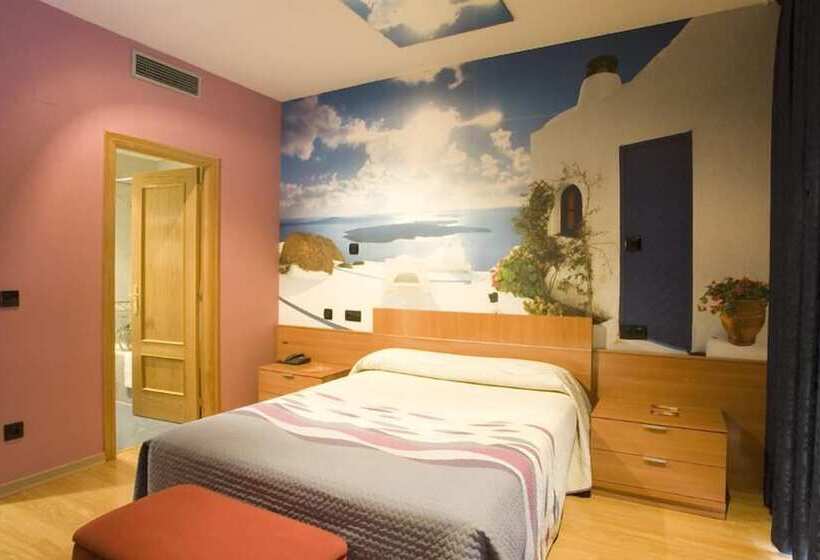 スタンダードルーム, Motel Acropolis