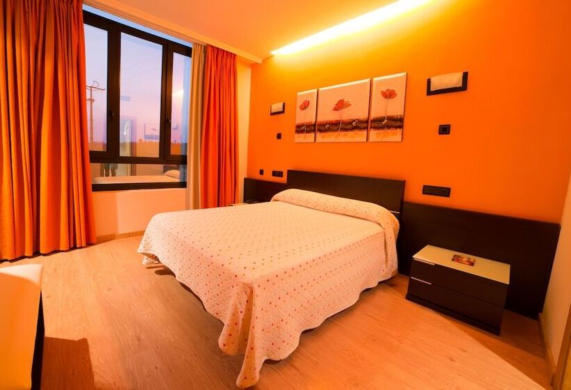 スタンダードルーム, Motel Acropolis