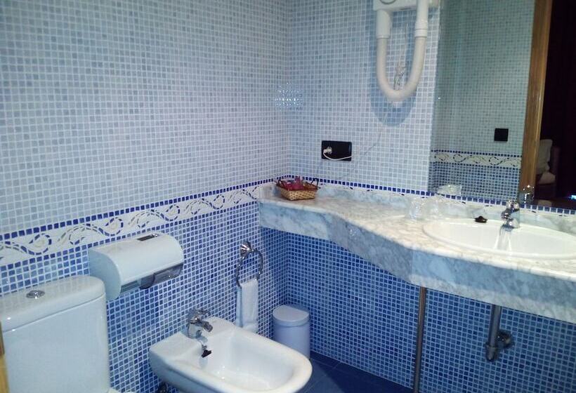 スタンダードルーム, Motel Acropolis