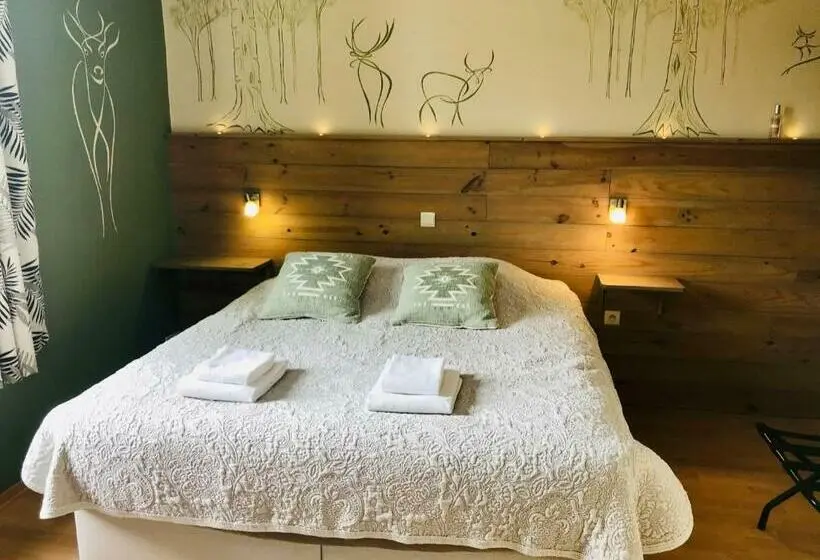 Standard-huone Puutarhanäkymä, Taos B&b