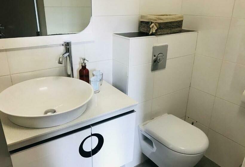 标准房带园景, Taos B&b