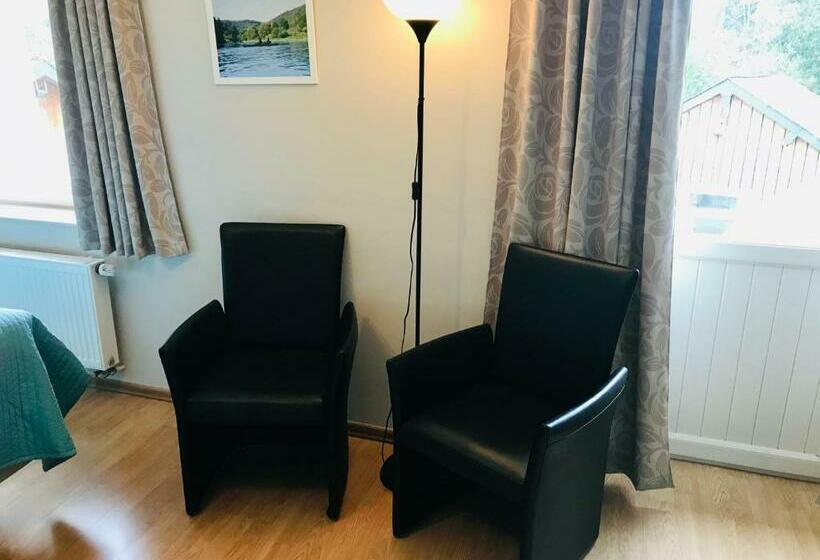 标准房带园景, Taos B&b