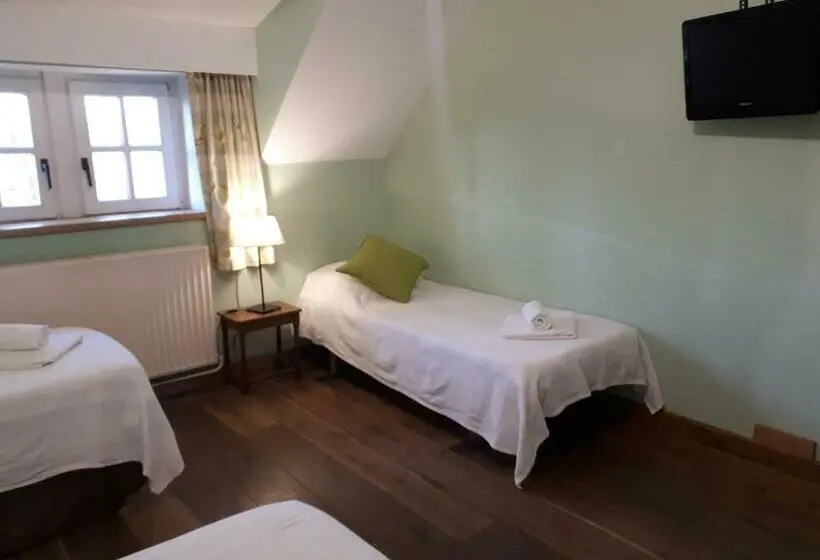 Perhehuone, B&b La Ferme De L Hosté