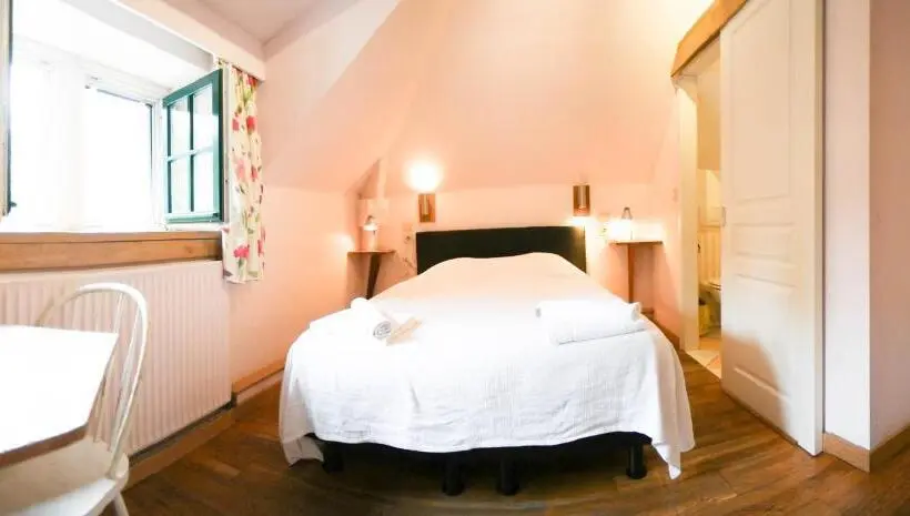 Standard Kolmen Hengen Huone, B&b La Ferme De L Hosté