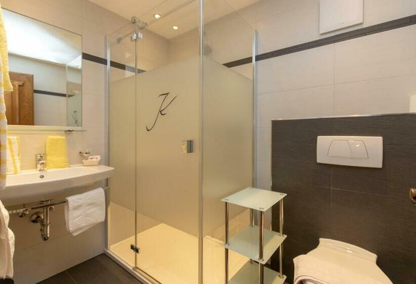 Апартаменты 1 Спальня, Appartements Kardona