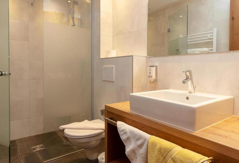 Апартаменты 1 Спальня, Appartements Kardona