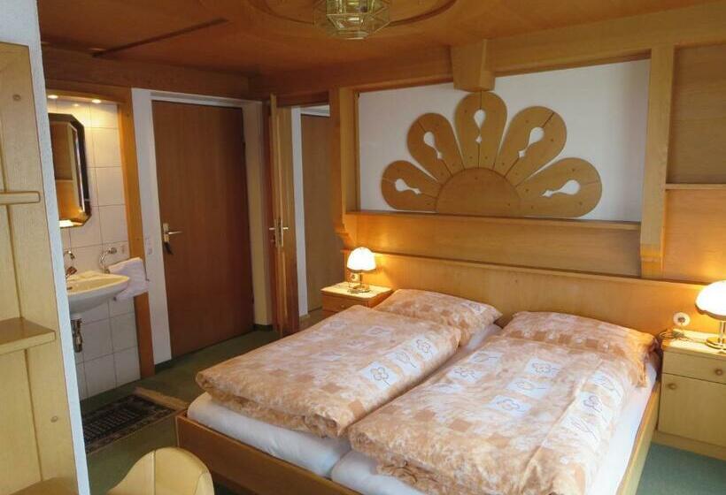 דירת חדר, Gästehaus Schneeberger