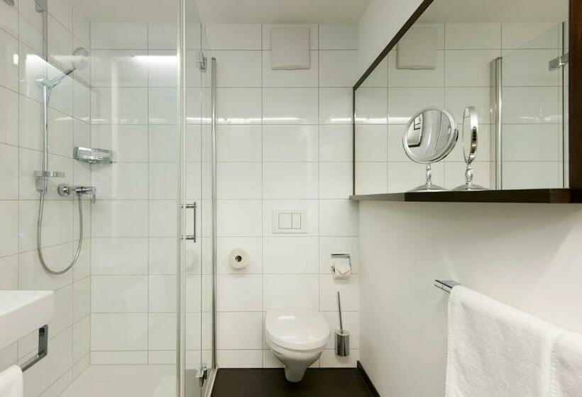 발코니가 있는 스위트, Garni Tannleger B&b