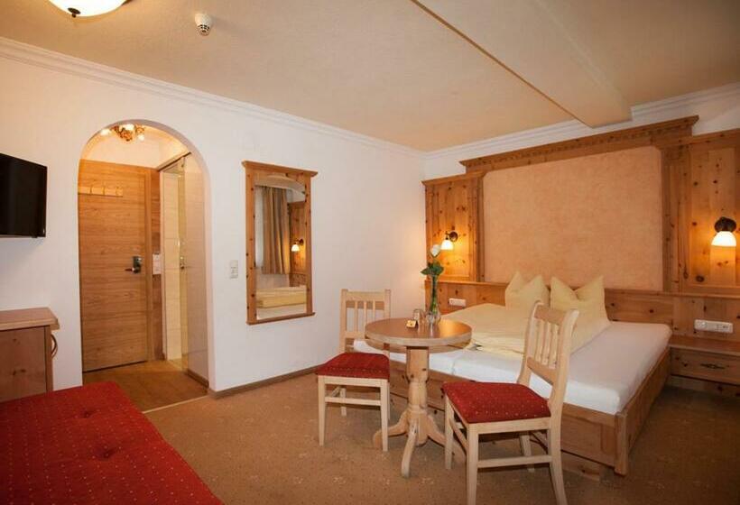 标准三人间, Alpenhotel Erika