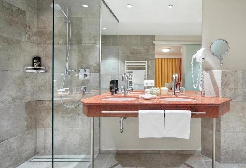 Номер Стандарт Индивидуальный с Балконом, Alpine Resort Goies Superior