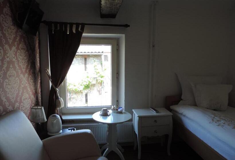 Chambre Standard Individuelle, Berneau