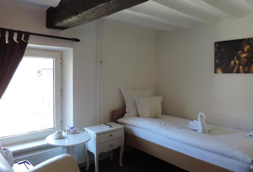 스탠다드 싱글 룸, Berneau