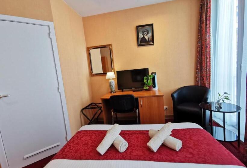 Basic Room, Cardiff